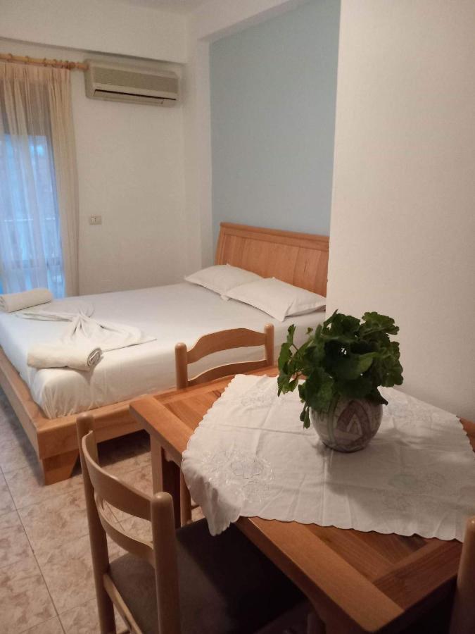 Irini'S Guesthouse Qeparo Ngoại thất bức ảnh